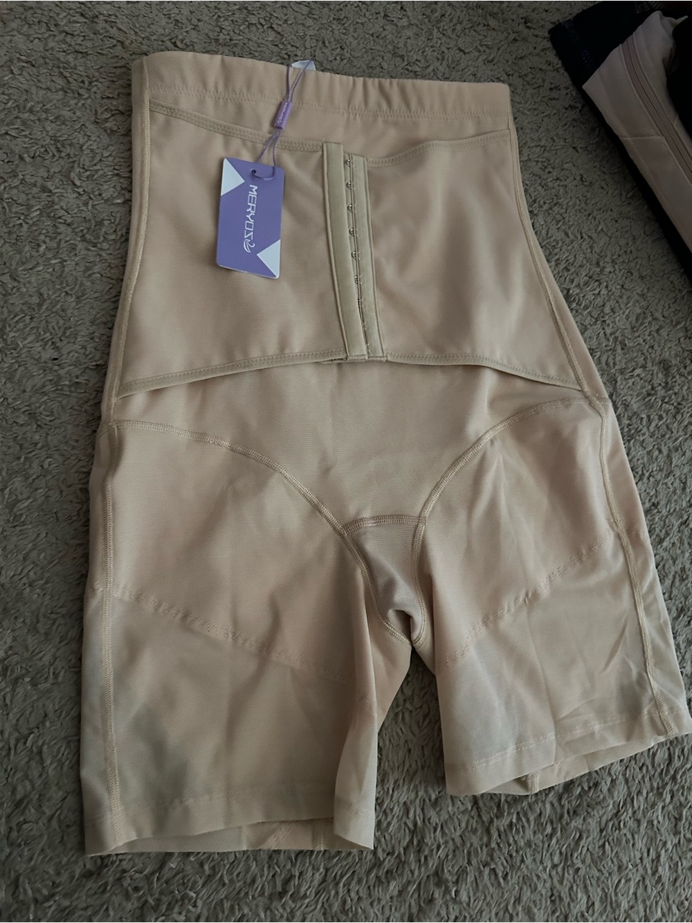 High-Waist Beige Shaping Shorts with Hook-and-Eye Waist -